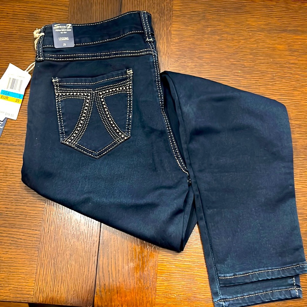 NWT Seven7 legging jeans size 29